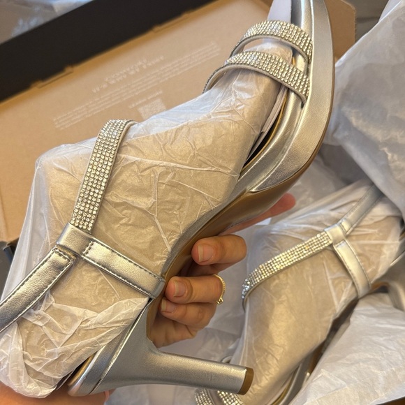 Naturalizer 12 Brenta2 Platform Silver Strappy Sandal Heels - Picture 6 of 12